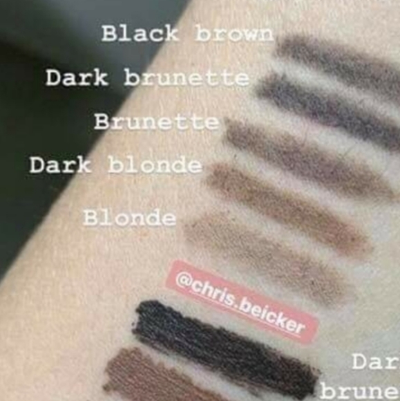 Mary Kay brow liner - Picture 4 of 4